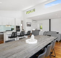 YOU ME AND THE SEA - BLAIRGOWRIE - Sunshine Coast Tourism