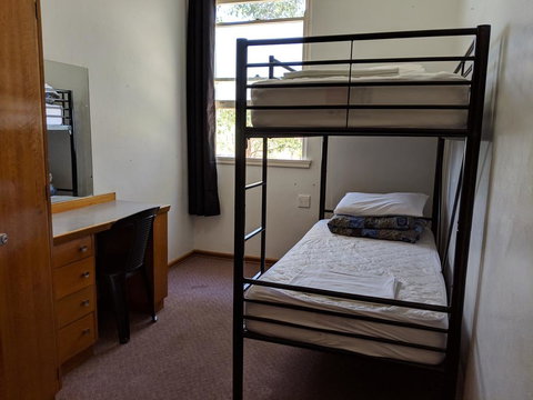 Young Budget Accommodation - Holiday Sunshine Coast 2