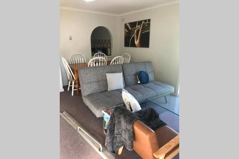 Your Holiday Home In Cohuna, Perfect Family Getaway - Sunshine Coast Tourism 3