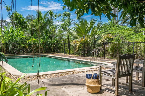 Your Luxury Escape - Cedar View - Sunshine Coast Tourism 3