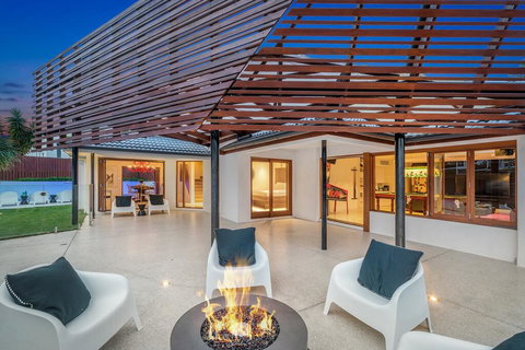 Your Luxury Escape - OneCoral - Luxury Living At Byron Bay - Holiday Sunshine Coast 0