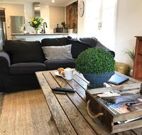 YSG The Edward Townhouse 151 - Walk To Town - Holiday Sunshine Coast