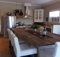 YSG The Edward Townhouse 155 - Steps To Town - Holiday Sunshine Coast