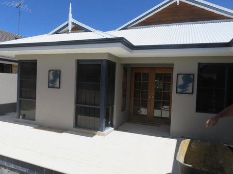 Yunderup Canal Getaway - Holiday Sunshine Coast 1