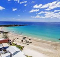 Zoo Villas Villa Giraffe - Central Wynyard - Sunshine Coast Tourism