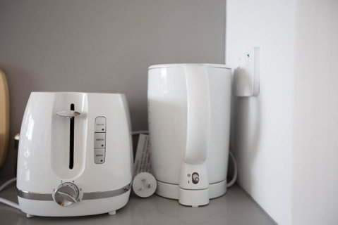 Grey Style, Simple And Cozy Apt@Parkville+Carpark - Sunshine Coast Tourism 3