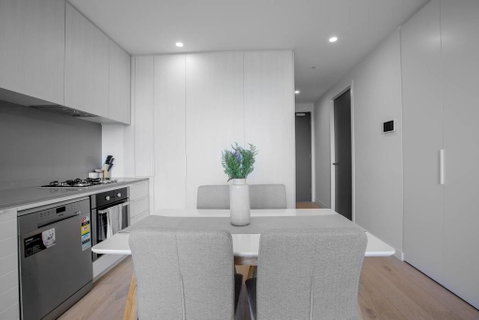 Grey Style, Simple And Cozy Apt@Parkville+Carpark - Sunshine Coast Tourism 1