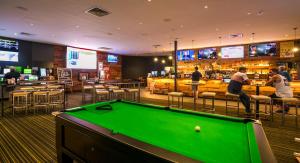 Nightcap At Kawana Waters Hotel - Sunshine Coast Tourism 5