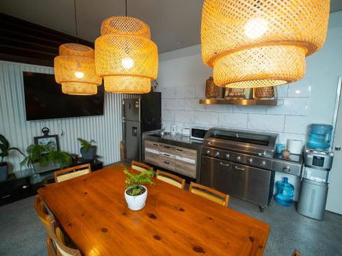 Rete's Retreat - Sunshine Coast Tourism 2