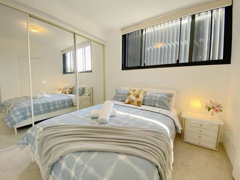 A Cozy 2B2B Apartment Near Airport & Train Station - Holiday Sunshine Coast 2