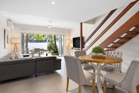 Affordable Pet Friendly Noosa Escape - Holiday Sunshine Coast 1