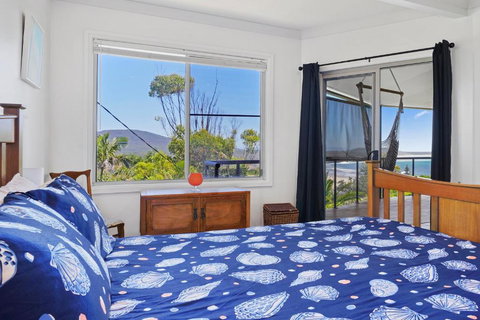 A BIGGER Slice Of Paradise - Sunshine Coast Tourism 4