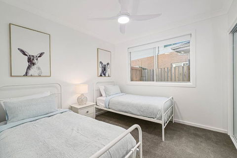 A Coastal Hideaway - Holiday Sunshine Coast 2
