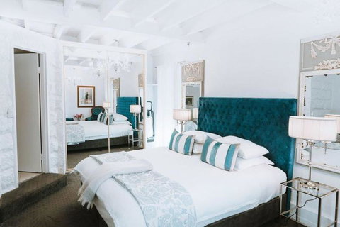 A Loft In The Mill Boutique Accommodation - Holiday Sunshine Coast 3