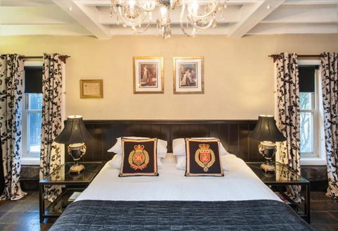 A Loft In The Mill Boutique Accommodation - Holiday Sunshine Coast 2