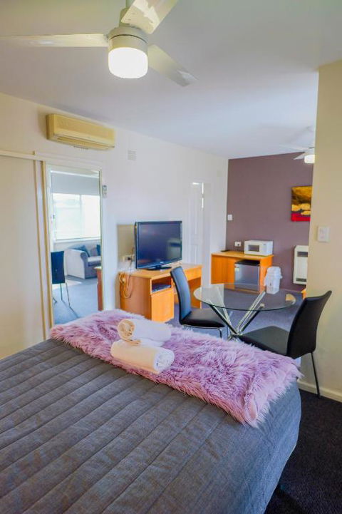 Abbotsleigh Motor Inn - Holiday Sunshine Coast 3