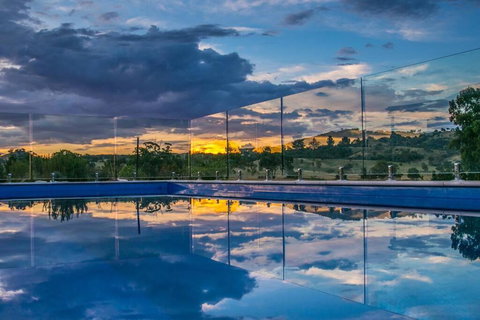 Abingdon House - Mudgee Retreat - Holiday Sunshine Coast 3