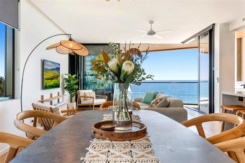 Absolute Beachfront Luxury Apartment - Sunshine Coast Tourism 1