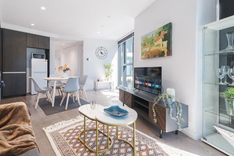 Absolute Luxury 1br Apt Mq Poolgym - Holiday Sunshine Coast 2