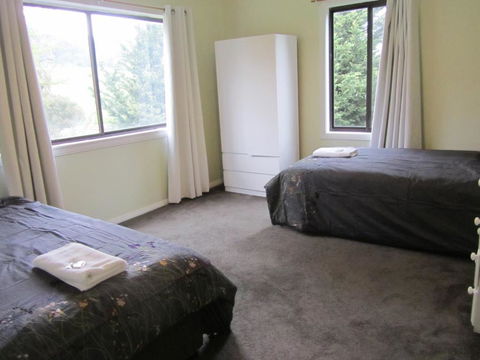 Acacia Cottage - Holiday Sunshine Coast 2
