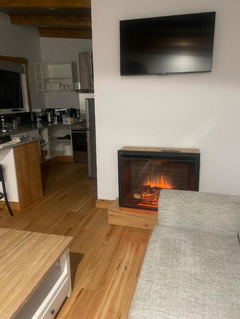 Acacia Hills Retreat - Holiday Sunshine Coast 2