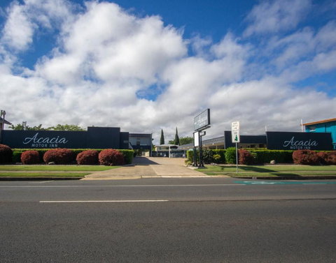 Acacia Motor Inn - Sunshine Coast Tourism 1