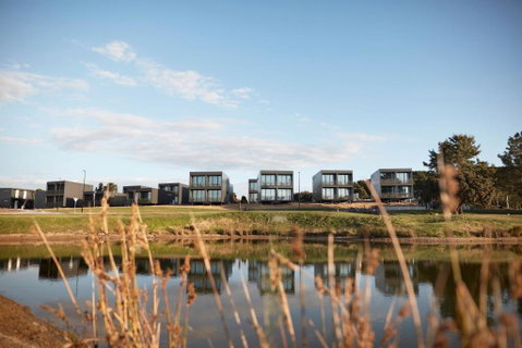 Accommodation @ Curlewis - Sunshine Coast Tourism 0