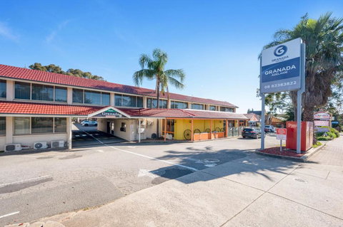 Adelaide Granada Motor Inn - Sunshine Coast Tourism 2