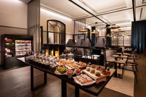 Adelaide Marriott Hotel - Holiday Sunshine Coast 1