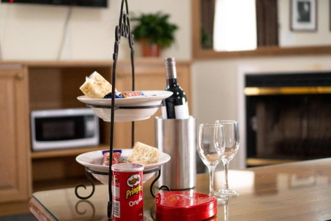 Admiralty Inn - Holiday Sunshine Coast 2