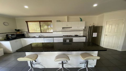 Adriana Retreat - Holiday Sunshine Coast 1