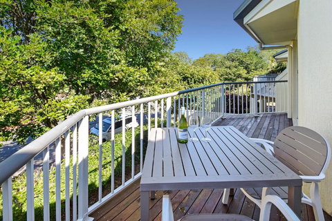 Advance Place - Holiday Sunshine Coast 1