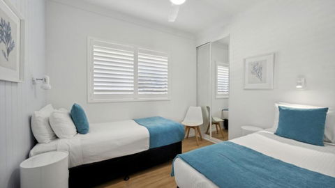 Affordable, Pool, Spa, Beach, Sleeps 5 - Holiday Sunshine Coast 4