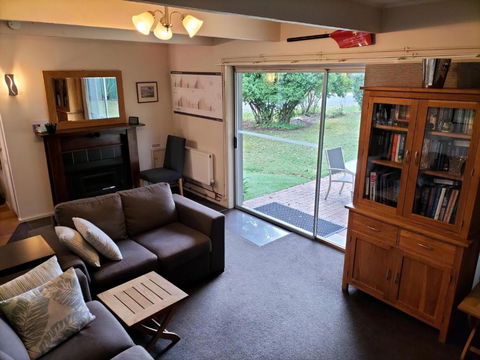 Ageri Holiday House - Holiday Sunshine Coast 2