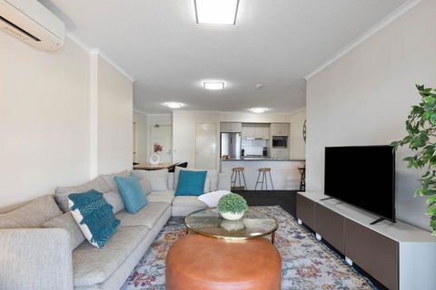 AAB Apartments - Holiday Sunshine Coast 4
