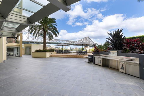 AAB Apartments - Holiday Sunshine Coast 2