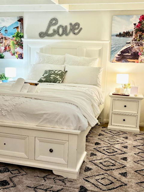 Affordable Luxury Room - Holiday Sunshine Coast 0