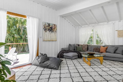 A Perfect Stay - San Juan Surfers Cottage - Holiday Sunshine Coast 2