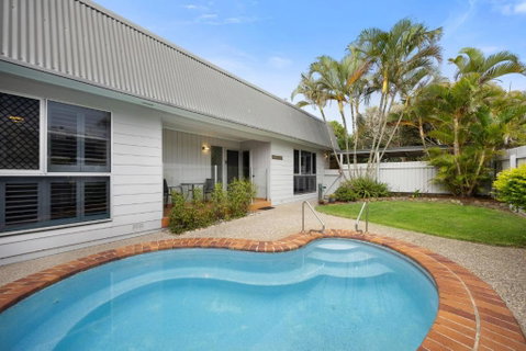 Allamanda Sands - Holiday Sunshine Coast 1