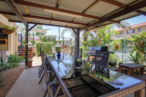 Albion Manor - Sunshine Coast Tourism 2