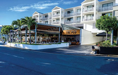 Airlie Beach Hotel - Holiday Sunshine Coast 2