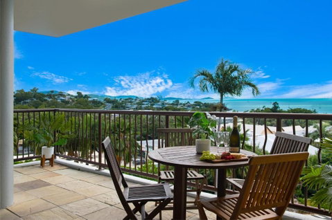 Airlie Horizon - Holiday Sunshine Coast 3