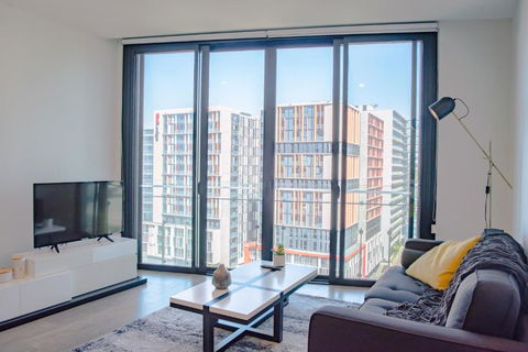 AirTrip Apartments On Tribune Street - Holiday Sunshine Coast 0