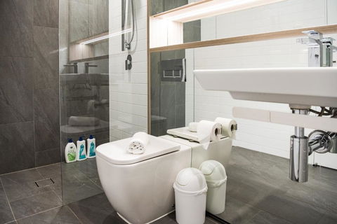 AirTrip Apartments On Tribune Street - Holiday Sunshine Coast 4