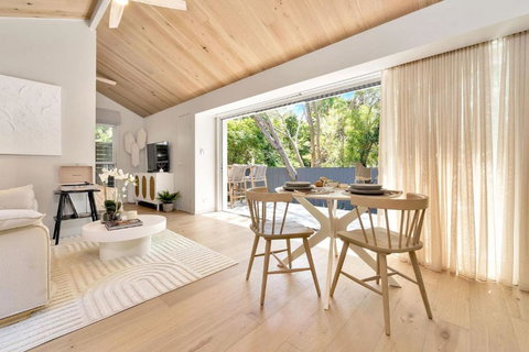 Akora Cabin At Hyams Beach - Holiday Sunshine Coast 2