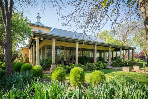 AL RU Farm - Sunshine Coast Tourism 4