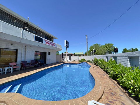 Albury Garden Court Motel - Holiday Sunshine Coast 0