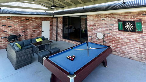 Albury Oasis - Holiday Sunshine Coast 4