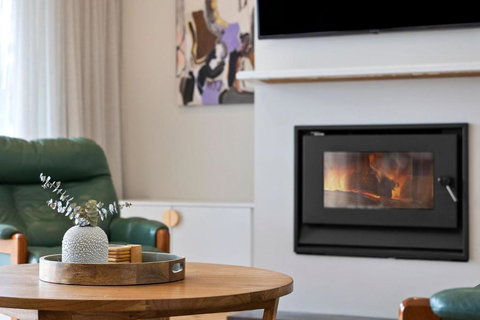 Albys At Lorne - Sunshine Coast Tourism 4