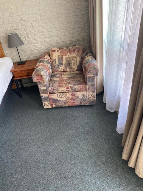 Alexander Motor Inn - Sunshine Coast Tourism 2